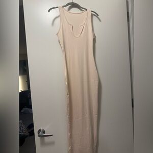 Amazon Women's Cream Sleeveless Dress